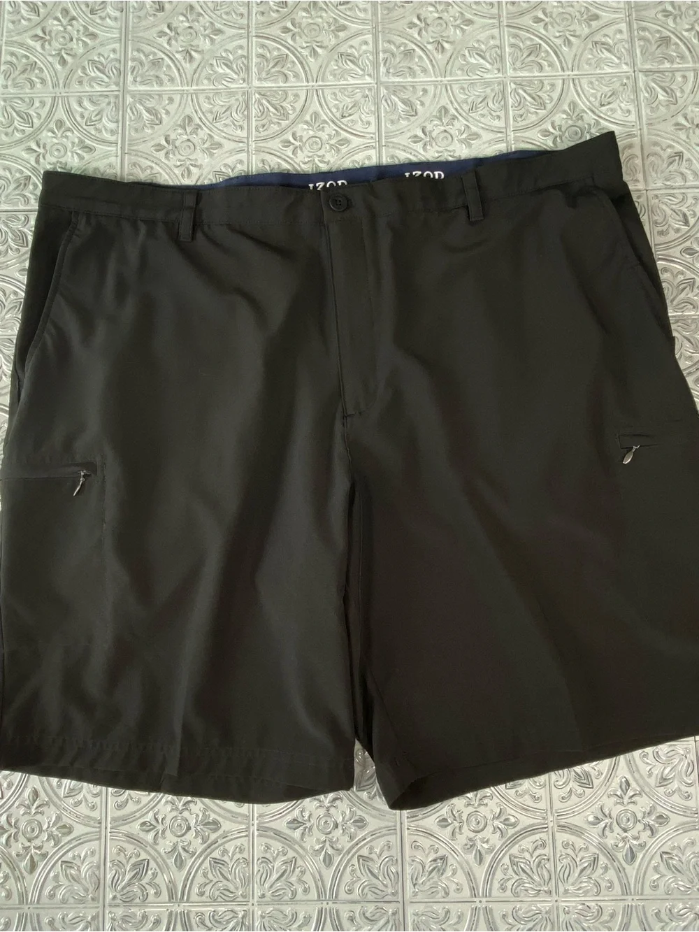 IZOD Golf Mens 46 Black Performance Golf Shorts Stretch 10” Inseam